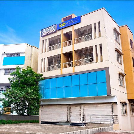 Fabhotel Classic Executive Phursungi Esterno foto